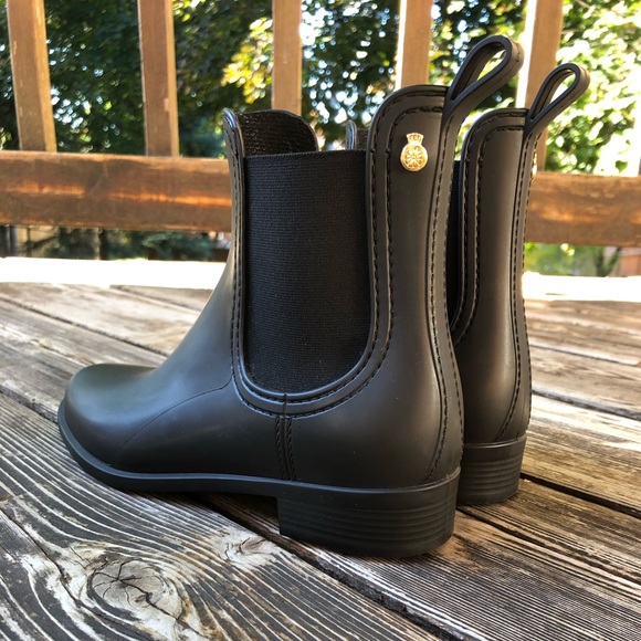 Lemon Jelly Rain Boots - Picture 5 of 5